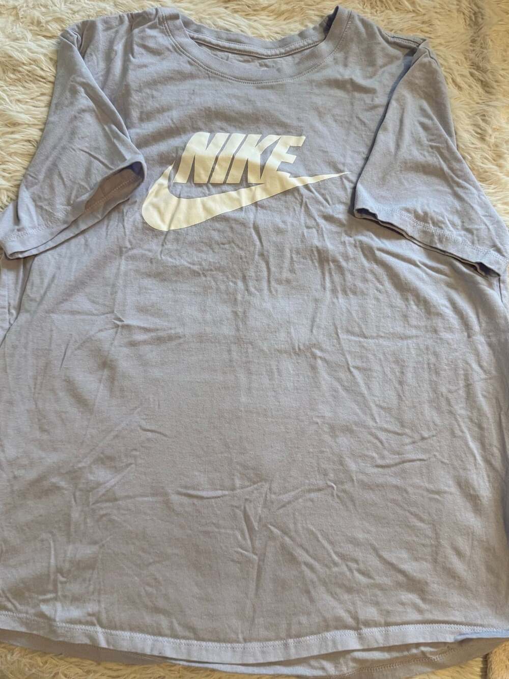 Nike The Nike Tee Size L Light Purple T-Shirt